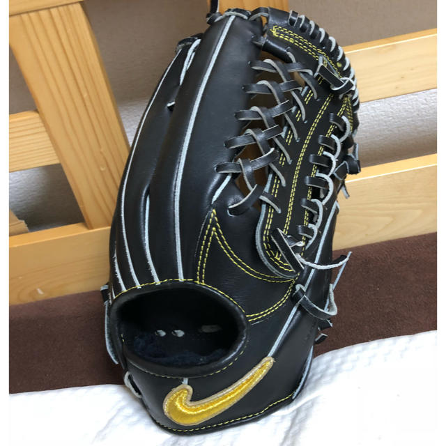 新品未使用 NIKE BASEBALL 硬式外野手用グローブ 黒