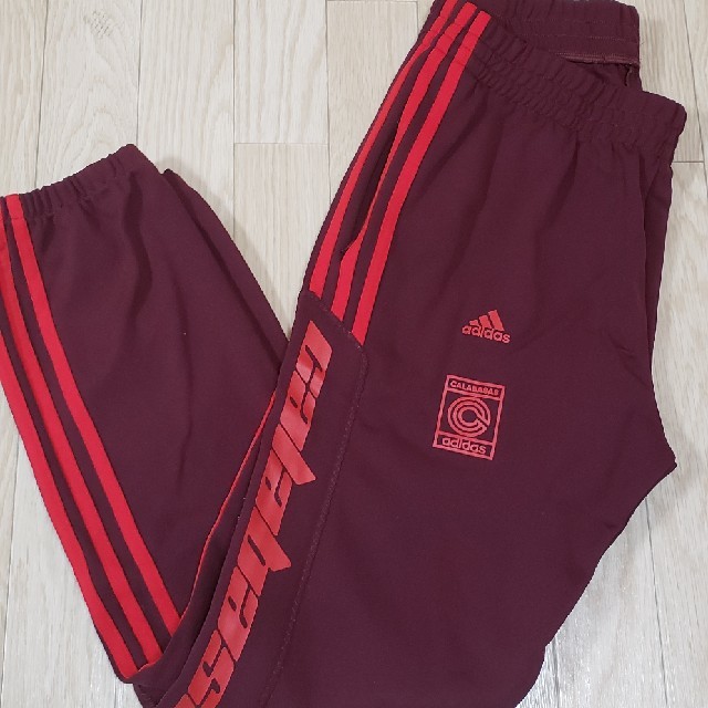 adidas(アディダス)のYEEZY CALABASAS TRACK PANTS メンズのパンツ(その他)の商品写真