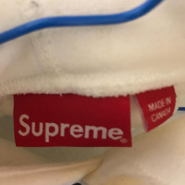 Supreme(シュプリーム)の17SS Supreme chenille  arc logo hooded   メンズのトップス(パーカー)の商品写真