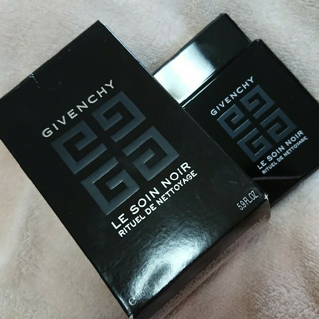 GIVENCHY(ジバンシィ)のジバンシー  洗顔ジェル コスメ/美容のスキンケア/基礎化粧品(洗顔料)の商品写真