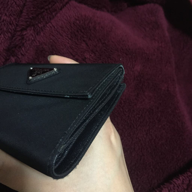 PRADA(プラダ)の正規品PRADAプラダ 二つ折り財布 レディースのファッション小物(財布)の商品写真