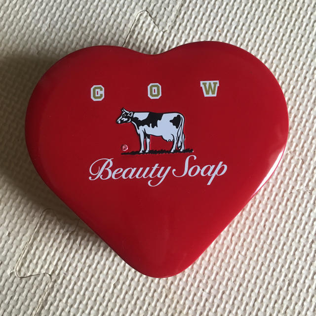 COW(カウブランド)の赤箱牛乳石鹸 コスメ/美容のボディケア(ボディソープ/石鹸)の商品写真