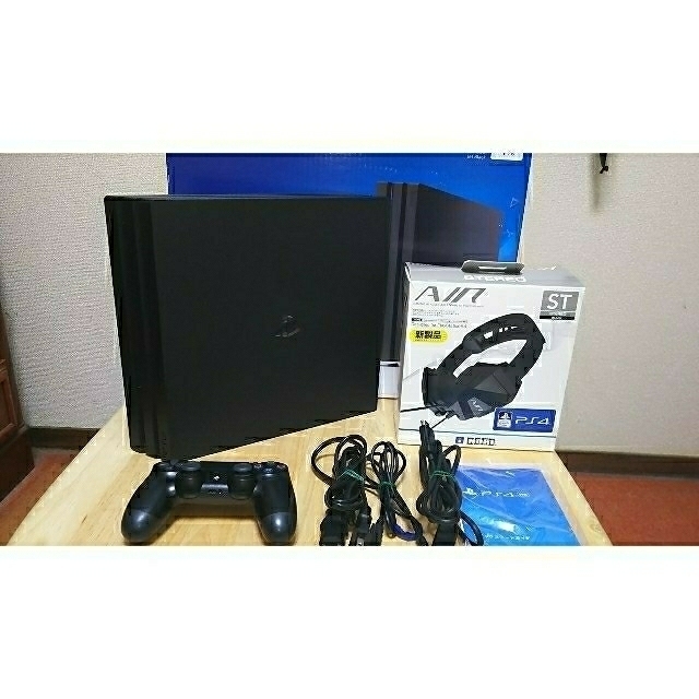 PS4 PRO 本体 1TB 美品 画像のヘッドセット付属しておりません。 1