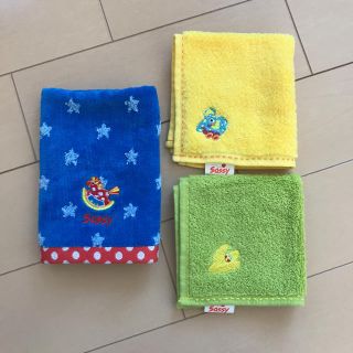 サッシー(Sassy)のSASSY ハンドタオル3点セット(タオル/バス用品)