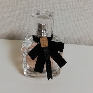 イヴサンローランボーテ(Yves Saint Laurent Beaute)のイヴ・サンローラン　香水　(香水(女性用))