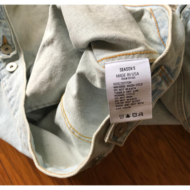 adidas(アディダス)の【新品 未使用】YEEZY Season5 CLASSIC JEANJACKET メンズのジャケット/アウター(Gジャン/デニムジャケット)の商品写真