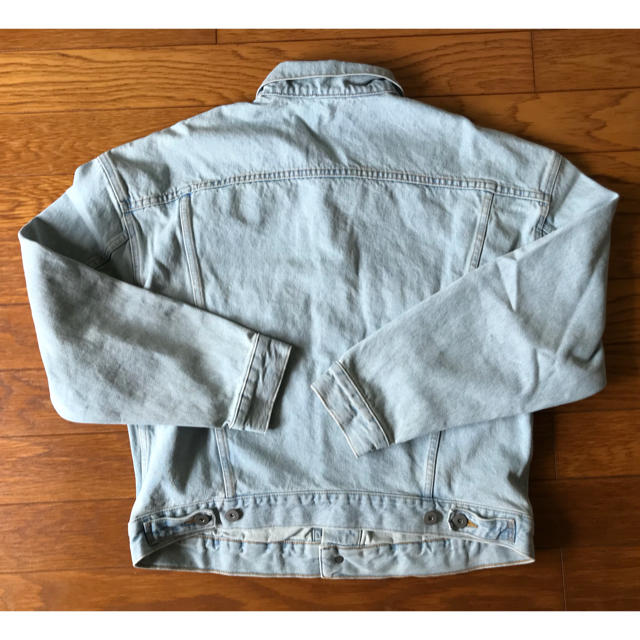 adidas(アディダス)の【新品 未使用】YEEZY Season5 CLASSIC JEANJACKET メンズのジャケット/アウター(Gジャン/デニムジャケット)の商品写真