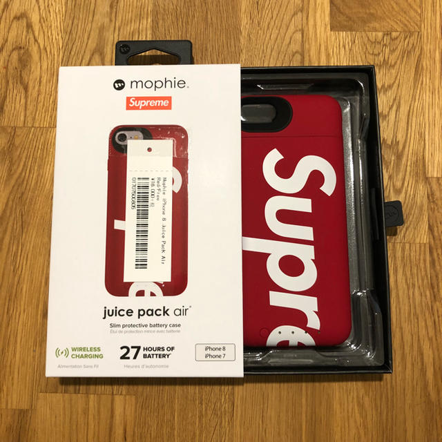 Supreme(シュプリーム)のSupreme Mophie iPhone 8 Julce Pack Air スマホ/家電/カメラのスマホアクセサリー(iPhoneケース)の商品写真