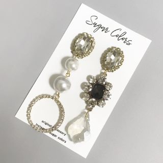 スタイルナンダ(STYLENANDA)のblack crystal ピアス🌹イヤリング(イヤリング)