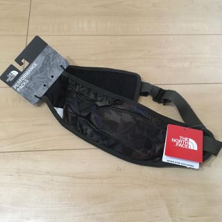 ザノースフェイス(THE NORTH FACE)の新品 タグ付き ノースフェイス ボディバッグ(ボディーバッグ)