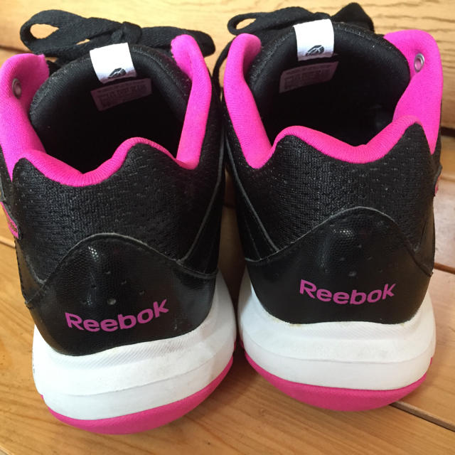 Reebok(リーボック)のReebok イージートーン レディースの靴/シューズ(スニーカー)の商品写真