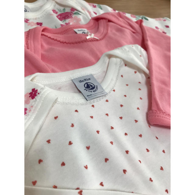 PETIT BATEAU(プチバトー)のプチバトー 長袖ボディ 3枚 18m/81cm 肌着 キッズ/ベビー/マタニティのベビー服(~85cm)(肌着/下着)の商品写真