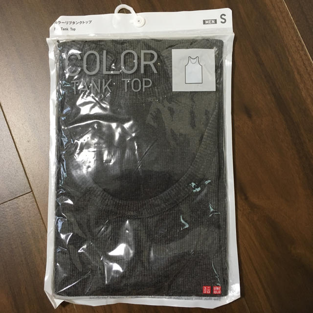 UNIQLO(ユニクロ)のカラーリブタンクトップ メンズのトップス(Tシャツ/カットソー(半袖/袖なし))の商品写真