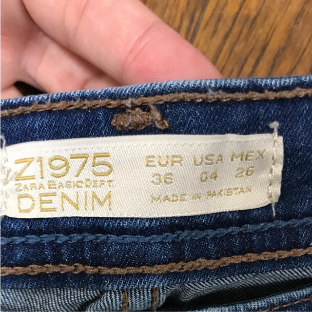 ZARA(ザラ)のZARAスキニーデニム36 レディースのパンツ(スキニーパンツ)の商品写真