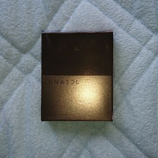 ルナソル(LUNASOL)のシャインフォールアイズ03Elegant(アイシャドウ)