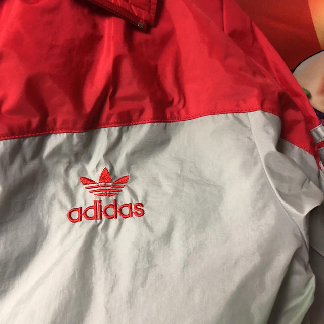 adidas(アディダス)のアディダス adidas Mサイズ シャカシャカ メンズのトップス(その他)の商品写真