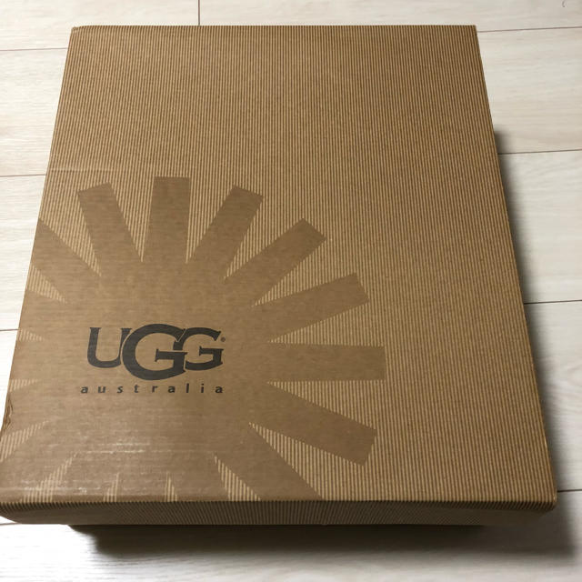 UGG(アグ)のUGG メンズの靴/シューズ(ブーツ)の商品写真