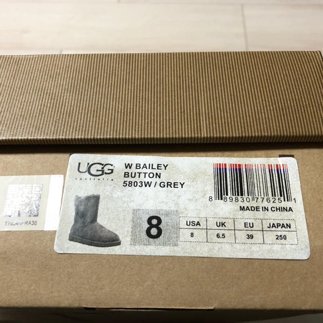 UGG(アグ)のUGG メンズの靴/シューズ(ブーツ)の商品写真