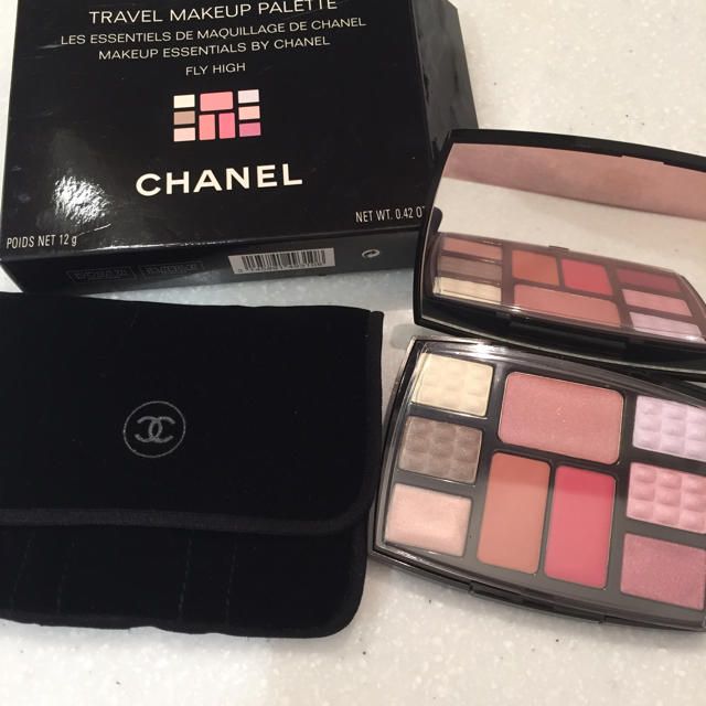 CHANEL(シャネル)のシャネル 未使用 メイクアップ パレット アイシャドウ コスメ/美容のキット/セット(コフレ/メイクアップセット)の商品写真