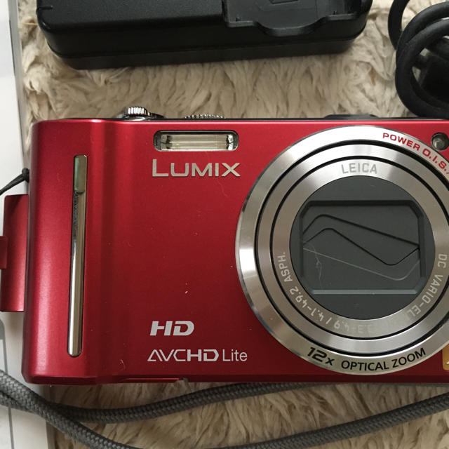 LUMIX DMC-TZ10 レッド