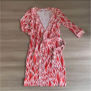 ダイアンフォンファステンバーグ(DIANE von FURSTENBERG)の《超美品》ダイアンワンピース(ひざ丈ワンピース)