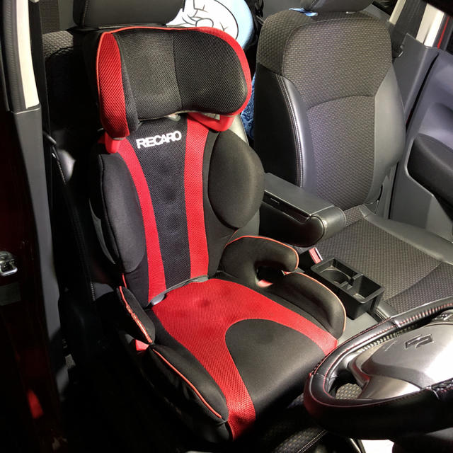 RECARO(レカロ)の彩芽様  RECARO ジュニアシート キッズ/ベビー/マタニティの外出/移動用品(自動車用チャイルドシート本体)の商品写真