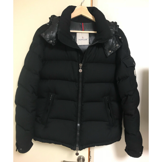 MONCLER(モンクレール)のモンクレール ダウン モンジュネーブル メンズのジャケット/アウター(ダウンジャケット)の商品写真