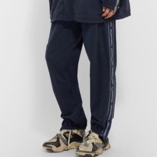 バレンシアガ(BALENCIAGA)のvetements サイドロゴパンツ(その他)