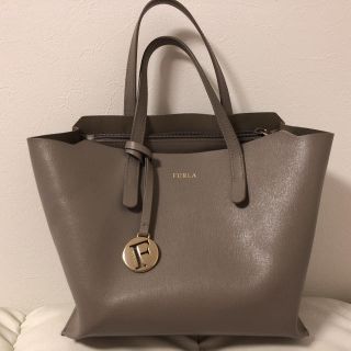 フルラ(Furla)のフルラ  トートバック サリー(トートバッグ)