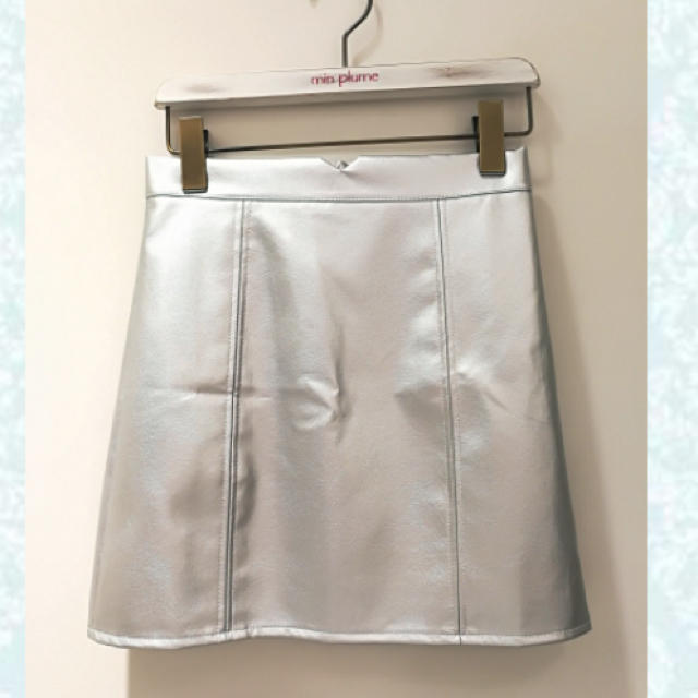 min plume(ミンプリュム)のminplume メタリック ぎらぎらタイトスカート  衣装にも◎ レディースのスカート(ミニスカート)の商品写真