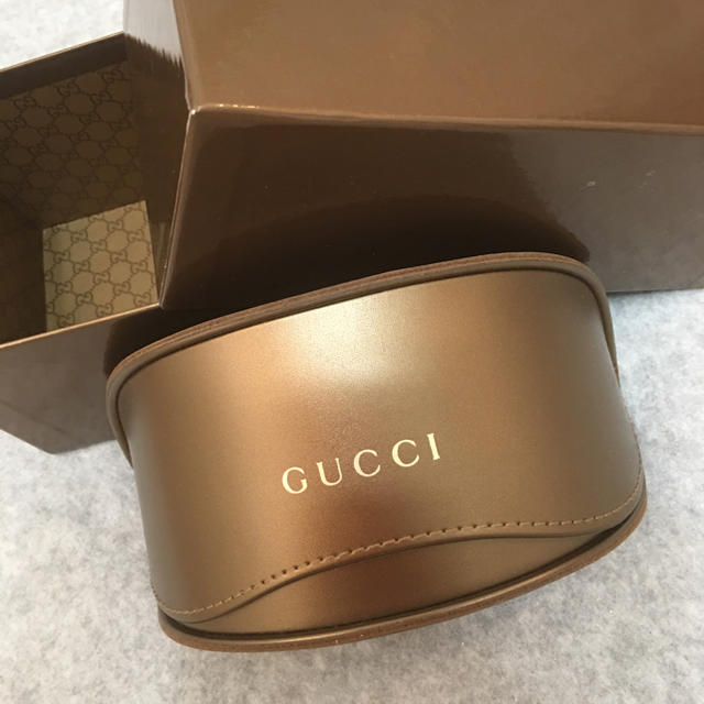 Gucci(グッチ)のMango様 GUCCI サングラスケース レディースのファッション小物(サングラス/メガネ)の商品写真