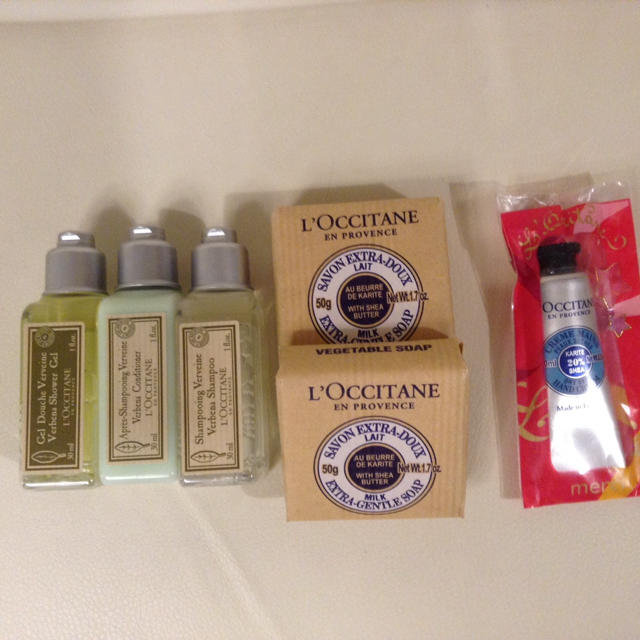 L'OCCITANE(ロクシタン)のロクシタン アメニティーセット コスメ/美容のキット/セット(サンプル/トライアルキット)の商品写真