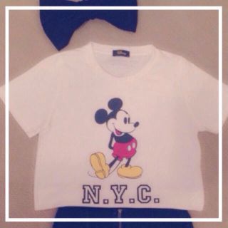 ヒアーズ(HERE'S)のmickey♡ キャラTシャツ(Tシャツ(半袖/袖なし))