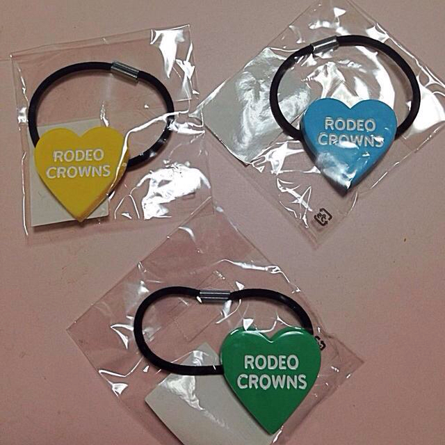 RODEO CROWNS(ロデオクラウンズ)のRODEOCROWNS ヘアゴムハート型 レディースのヘアアクセサリー(ヘアゴム/シュシュ)の商品写真