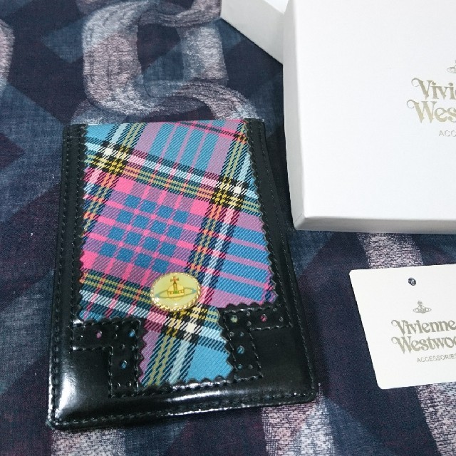 Vivienne Westwood(ヴィヴィアンウエストウッド)のVivienne Westwood パスケース レディースのファッション小物(パスケース/IDカードホルダー)の商品写真