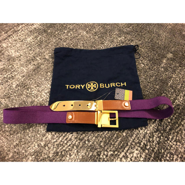 Tory Burch(トリーバーチ)のトリーバーチ ベルト 保存袋付 未使用品 タグ付き レディースのファッション小物(ベルト)の商品写真