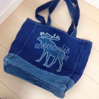 アバクロンビーアンドフィッチ(Abercrombie&Fitch)のabercrombie(トートバッグ)