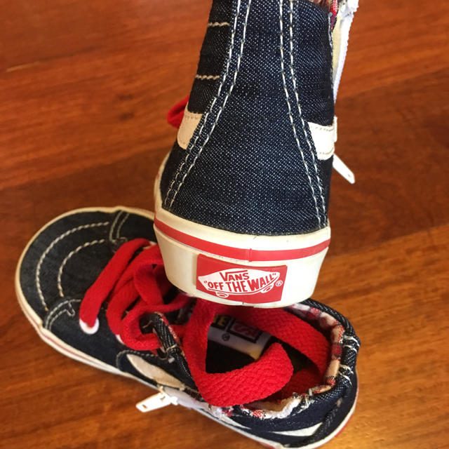 VANS(ヴァンズ)の子供靴 キッズ/ベビー/マタニティのキッズ靴/シューズ(15cm~)(その他)の商品写真