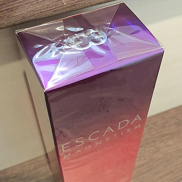 ESCADA(エスカーダ)の【新品】香水 マグネティックビート欧州版  ｢ESCADA マグネティズム｣ コスメ/美容の香水(香水(女性用))の商品写真