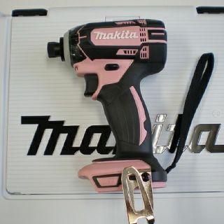 マキタ(Makita)のマキタインパクト(工具/メンテナンス)