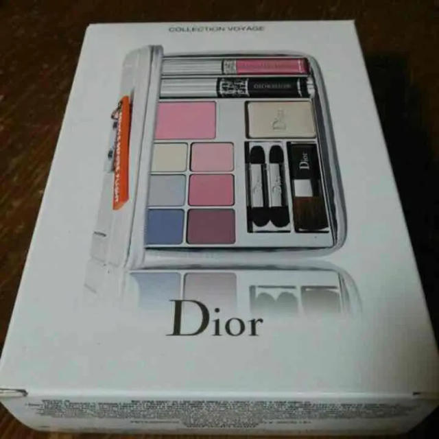 Dior(ディオール)のDIOR♡限定メイクアップパレットです。  コスメ/美容のキット/セット(コフレ/メイクアップセット)の商品写真