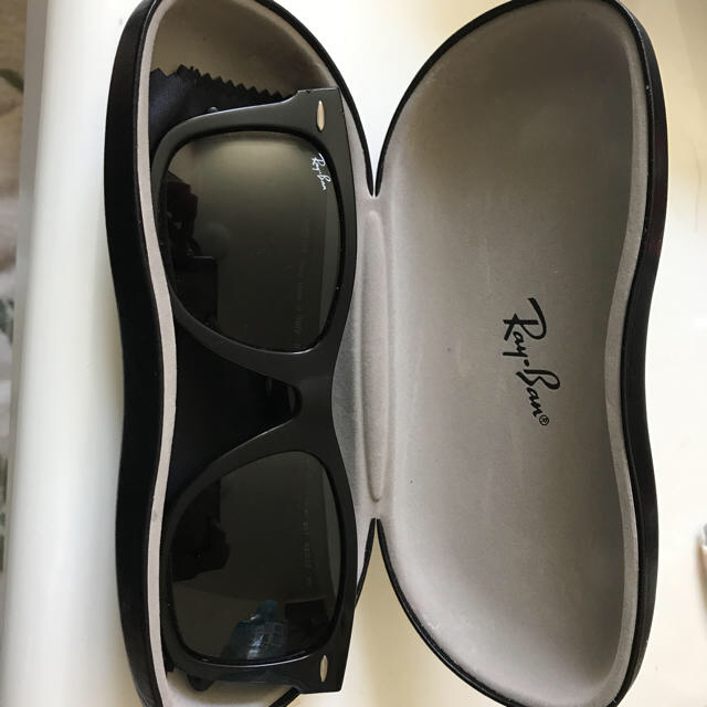 Ray-Ban(レイバン)のRay-ban サングラス メンズのファッション小物(サングラス/メガネ)の商品写真