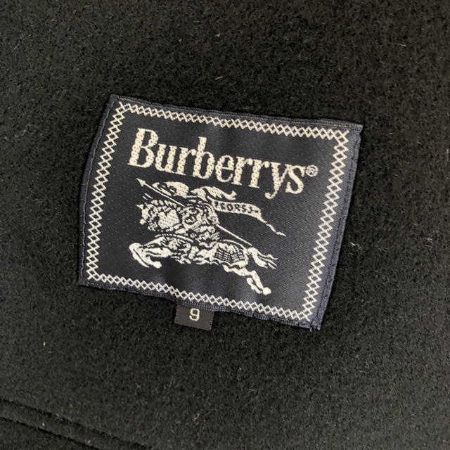 BURBERRY(バーバリー)のBurberrys 黒コート レディースのジャケット/アウター(ロングコート)の商品写真