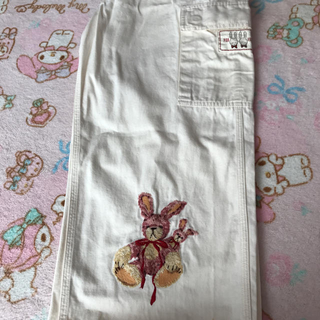 ピンクハウス(PINK HOUSE)のピンクハウス・うさぎ刺繍がかわいい💖綿パンツ・ちょっと訳あり☺️(カジュアルパンツ)