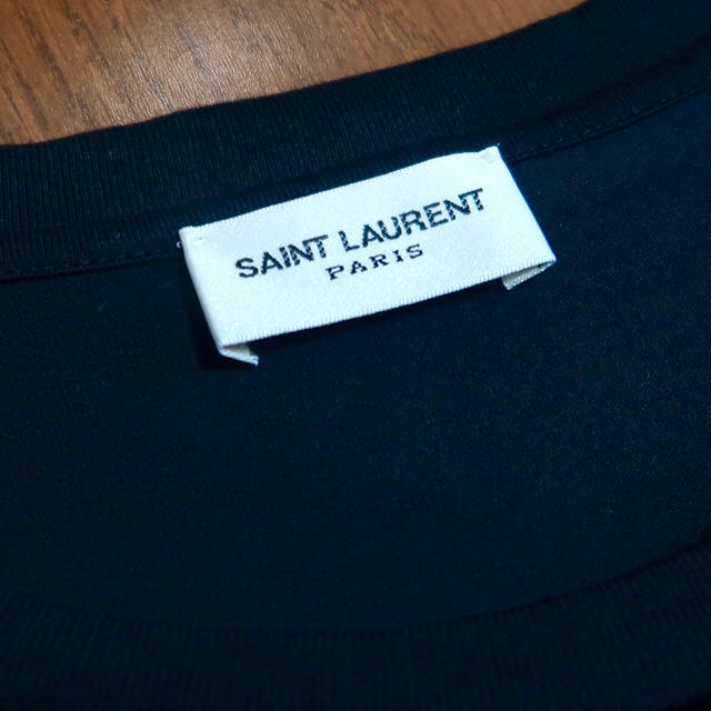 Saint サンローラン Tシャツの通販 by K's shop｜サンローランならラクマ Laurent - SAINT LAURENT 低価人気