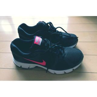 ナイキ(NIKE)のNIKE スニーカー(スニーカー)