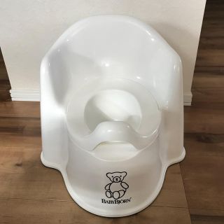 ベビービョルン(BABYBJORN)のベビービョルン スポッティ おまる 美品(ベビーおまる)