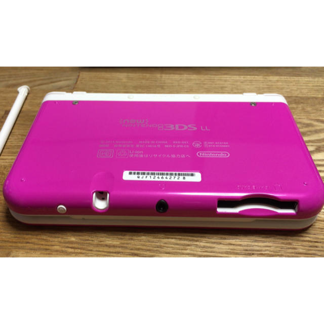 【専用】New Nintendo3DSLLピンク×ホワイトとマリカー箱無し 2