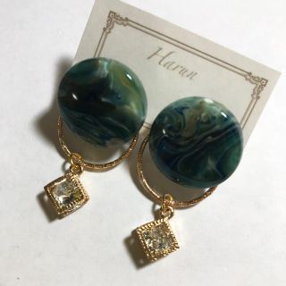 Harun♡大ぶりビーズピアス♡イヤリング可(ピアス)