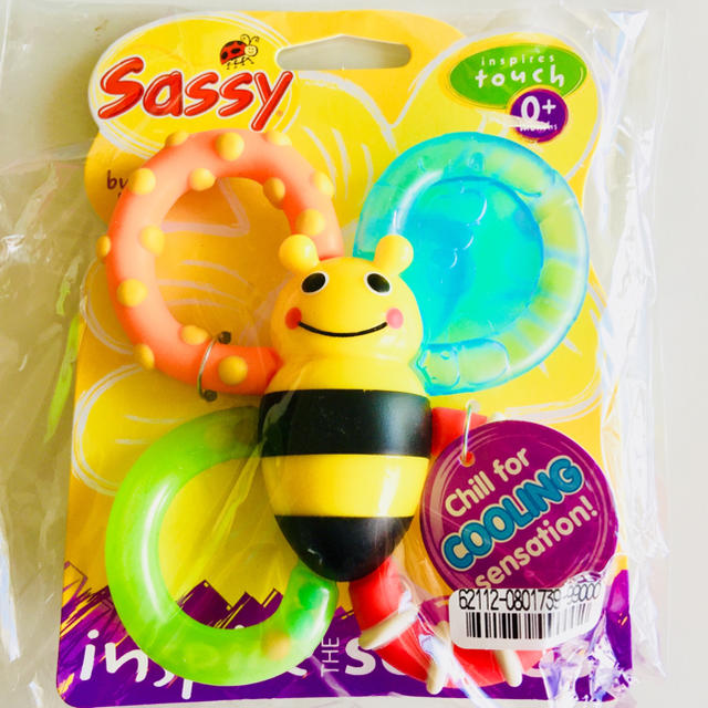 Sassy(サッシー)の新品未使用 sassy 歯固め バンブル バイツ サッシー キッズ/ベビー/マタニティのおもちゃ(がらがら/ラトル)の商品写真